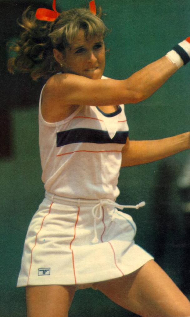 tennis up skirt